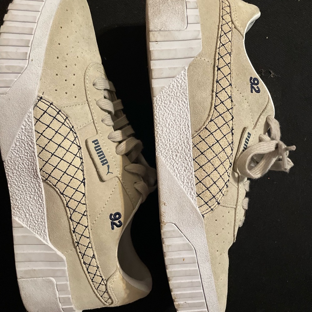 Tan puma sneakers